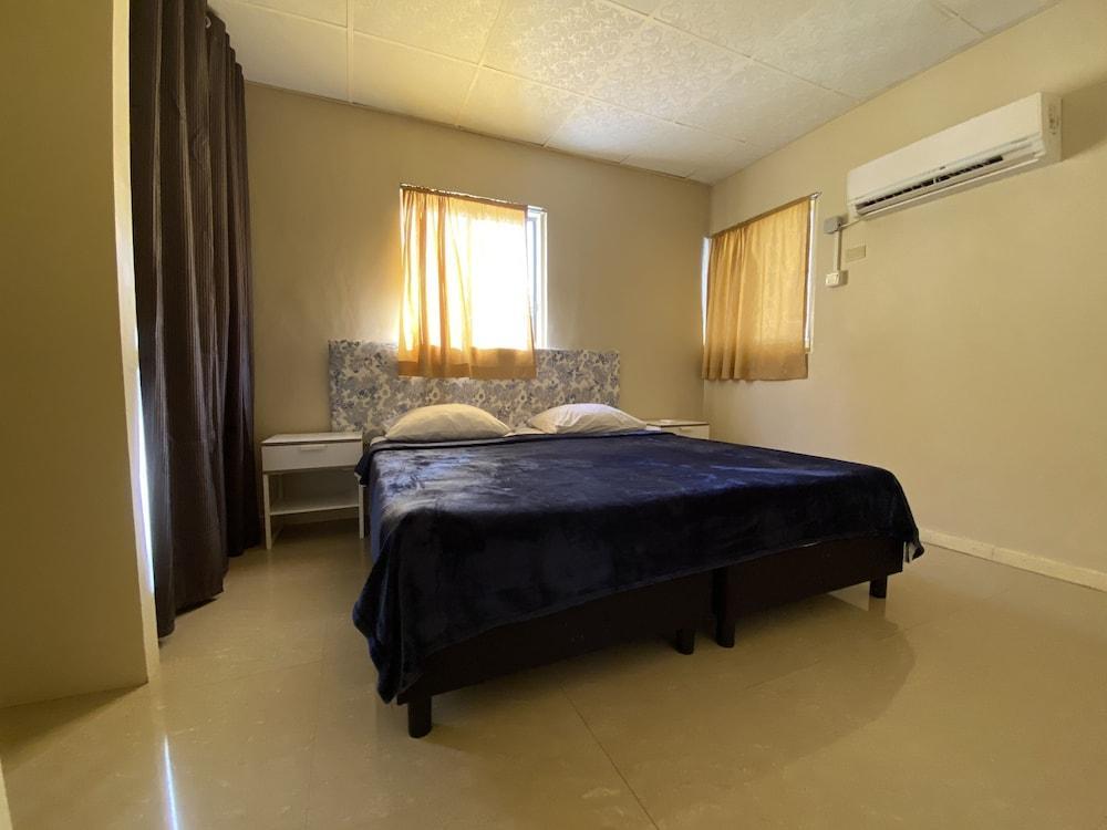 Aruba Blue Village Hotel And Apartments 팜비치 외부 사진