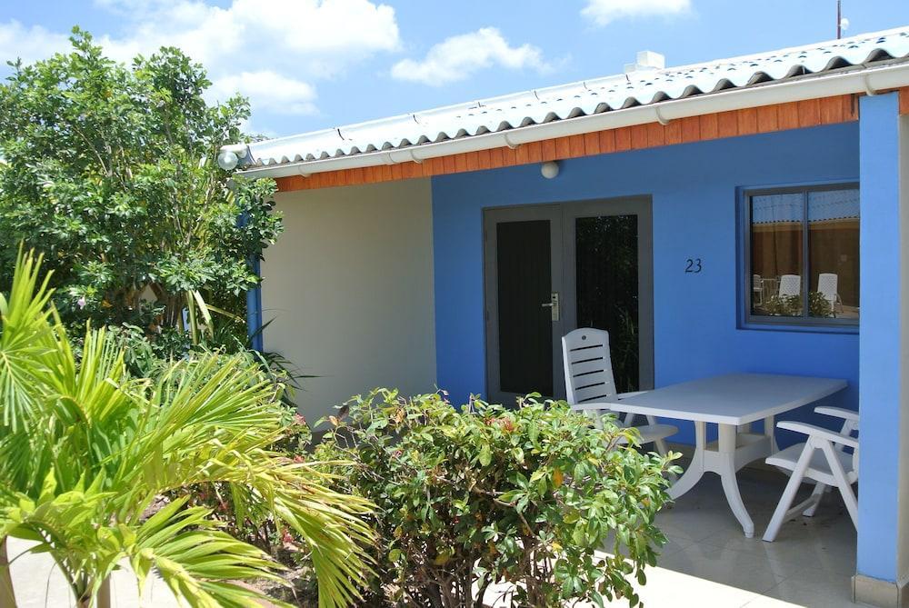 Aruba Blue Village Hotel And Apartments 팜비치 외부 사진