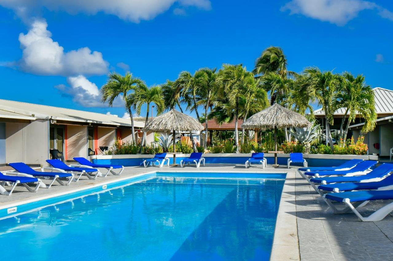 Aruba Blue Village Hotel And Apartments 팜비치 외부 사진