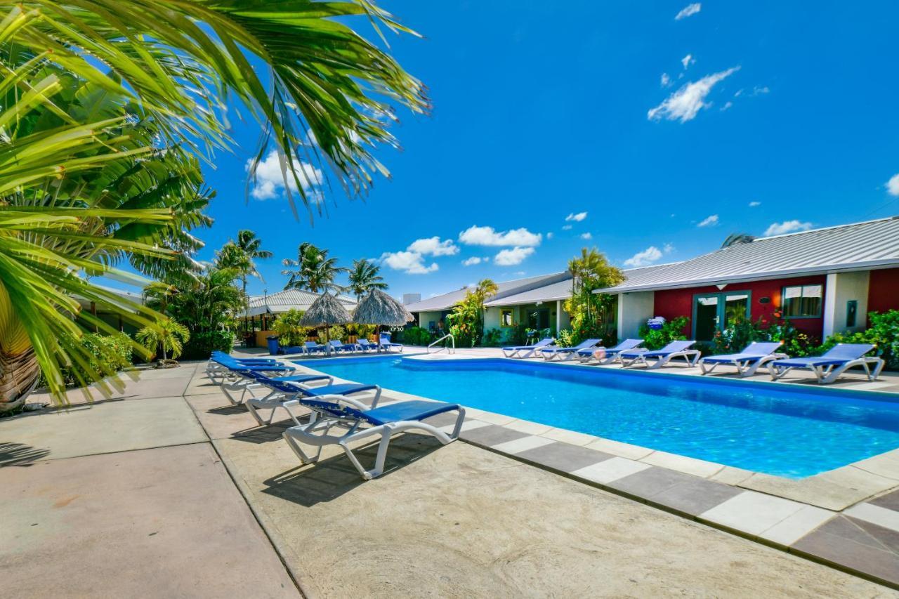 Aruba Blue Village Hotel And Apartments 팜비치 외부 사진