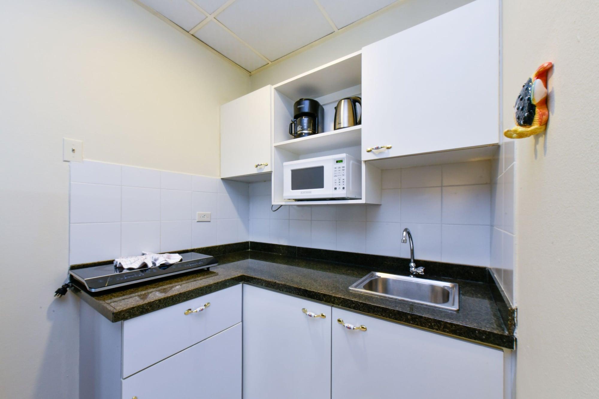 Aruba Blue Village Hotel And Apartments 팜비치 외부 사진