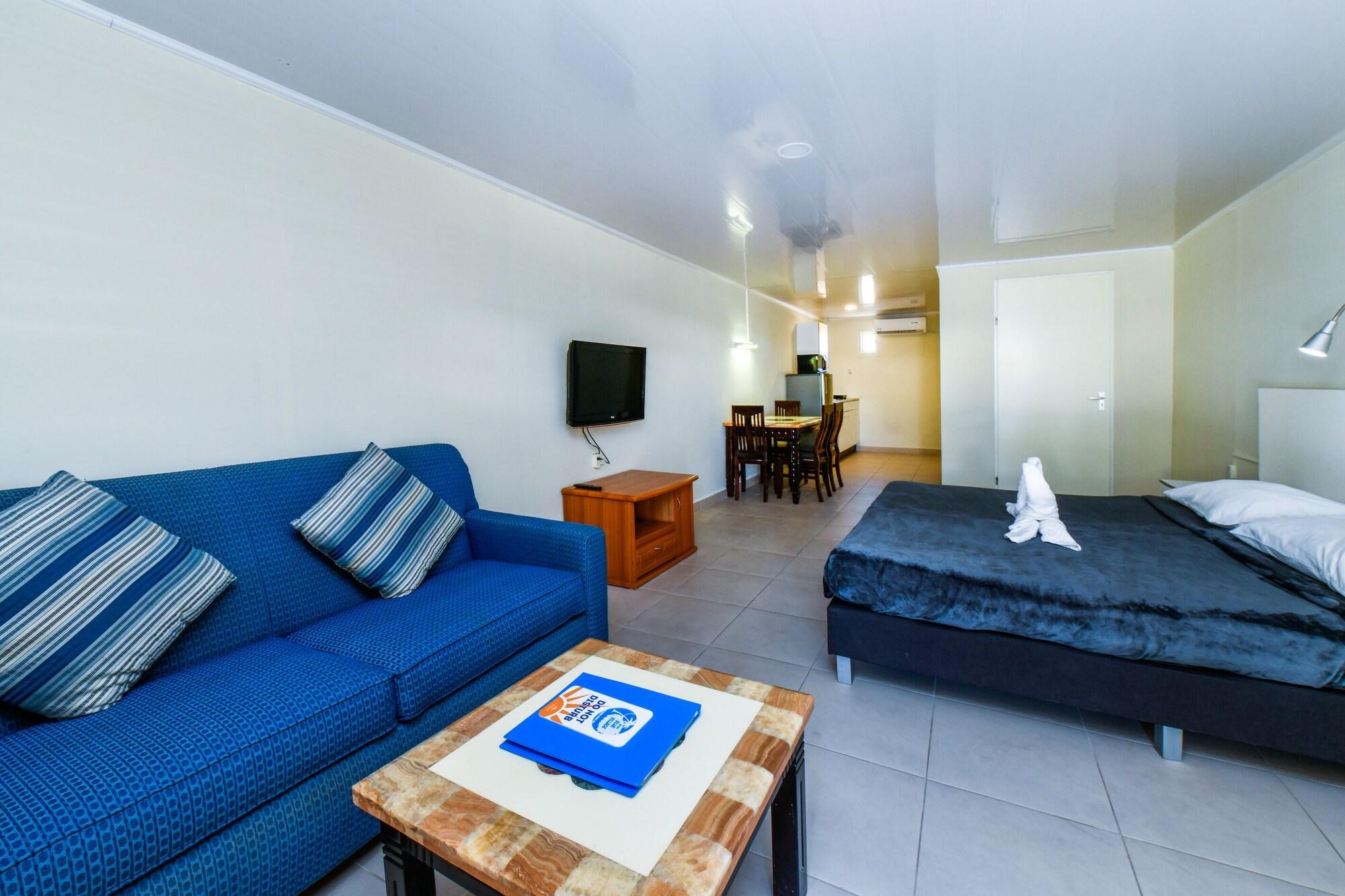 Aruba Blue Village Hotel And Apartments 팜비치 외부 사진