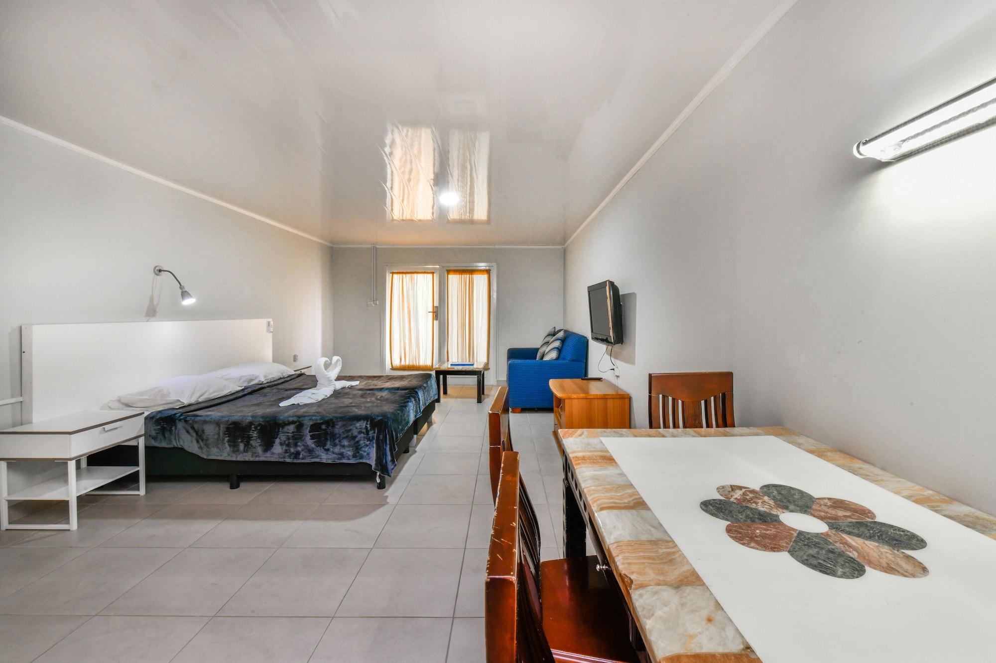 Aruba Blue Village Hotel And Apartments 팜비치 외부 사진