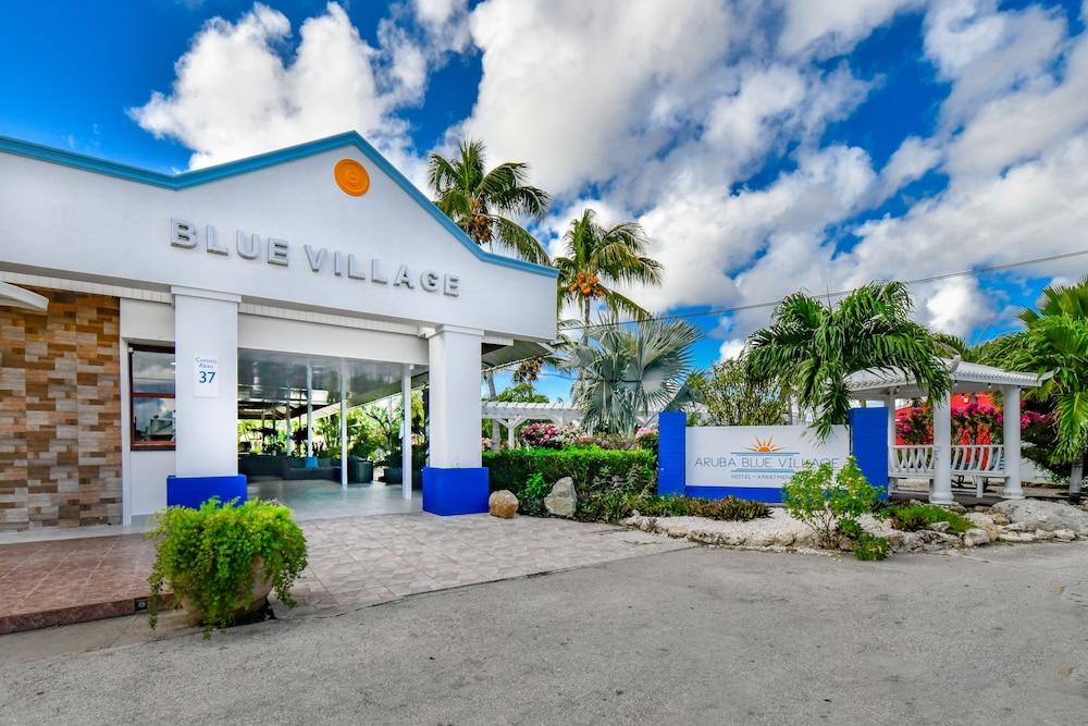 Aruba Blue Village Hotel And Apartments 팜비치 외부 사진