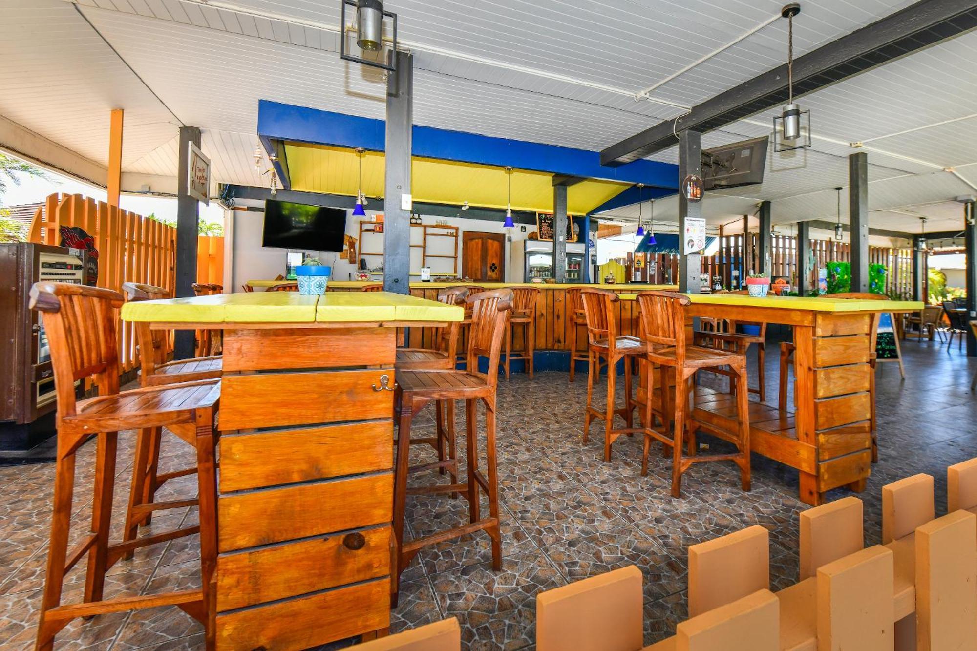 Aruba Blue Village Hotel And Apartments 팜비치 외부 사진