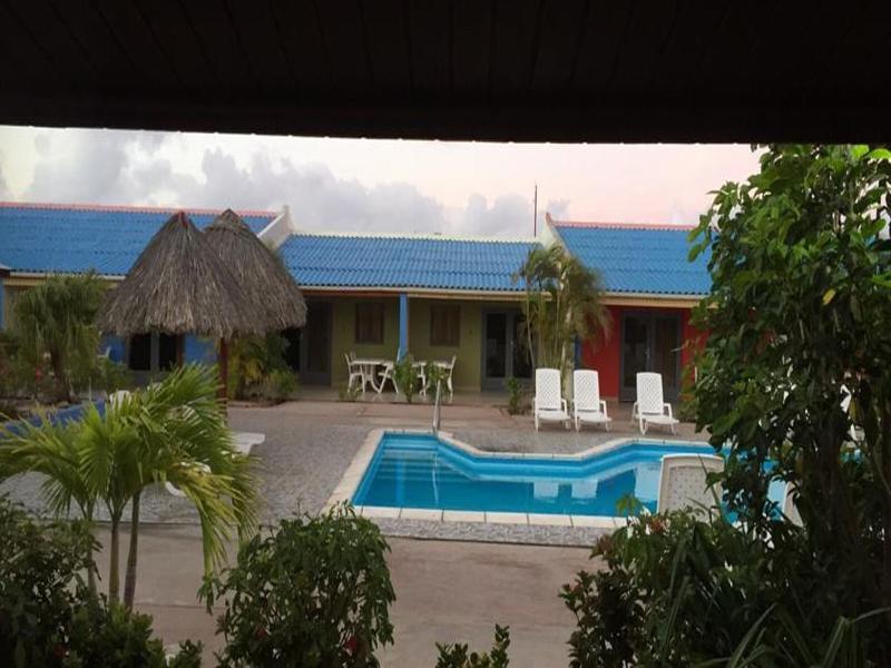 Aruba Blue Village Hotel And Apartments 팜비치 외부 사진